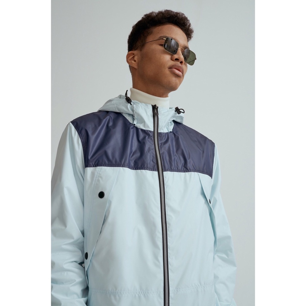NOIZE Men’s Odin Hoodie Windbreaker in Color Ice